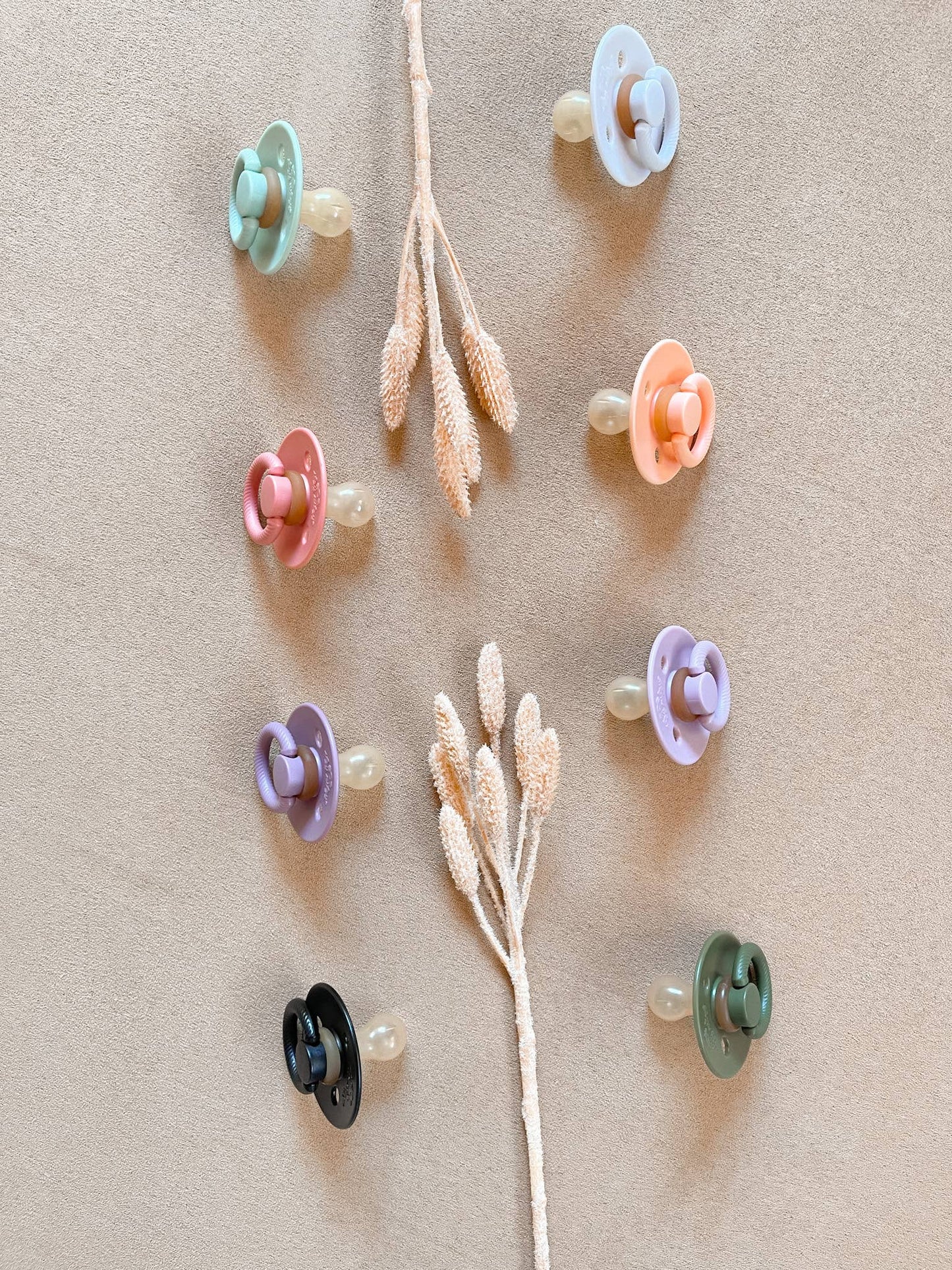 Itzy Ritzy - Natural Rubber Paci Sets