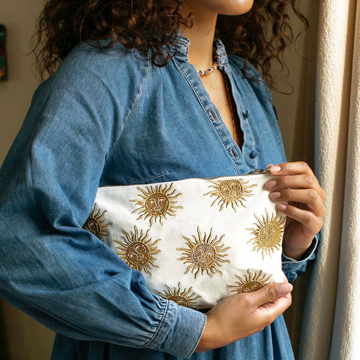 Sun Goddess Everyday Pouch: Velvet / Chocolate