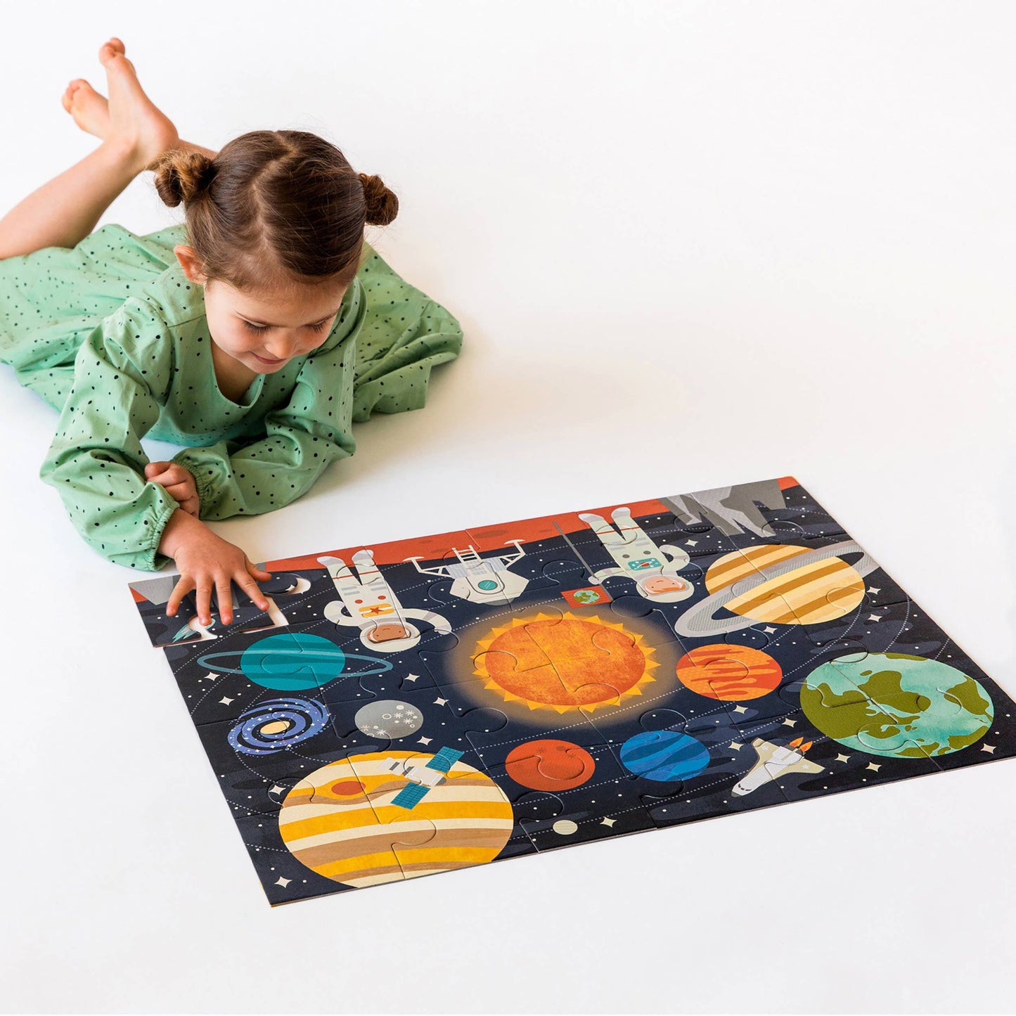 Chronicle Books - Outer Space 24-Piece Floor Puzzle