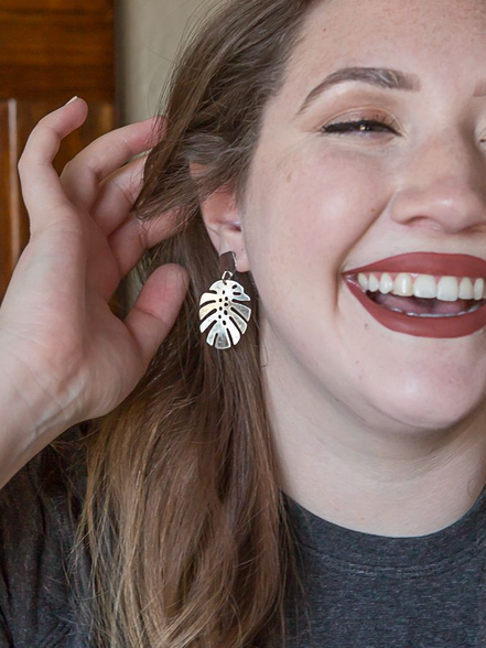 Fair Anita - Monstera Studs