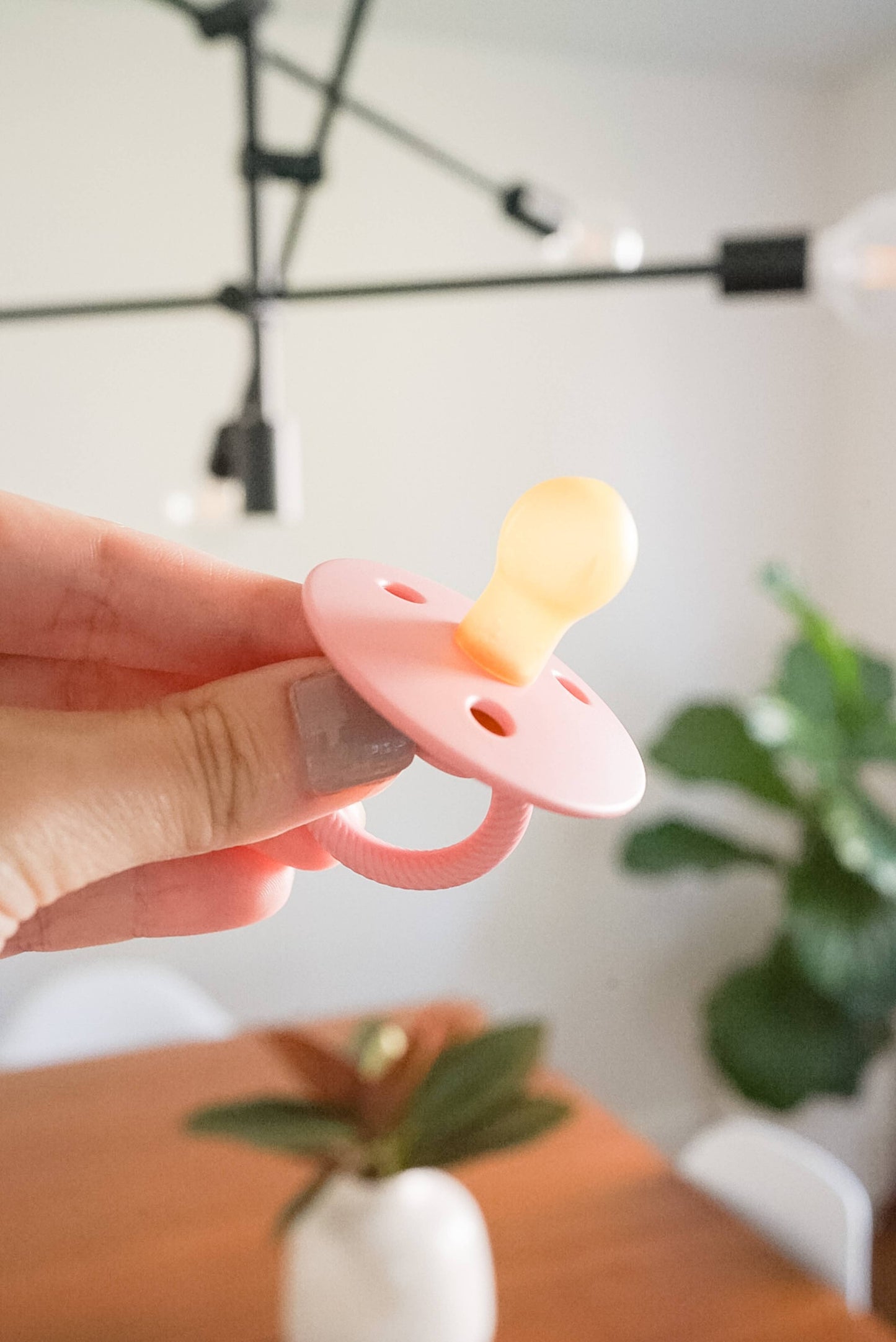 Itzy Ritzy - Natural Rubber Paci Sets