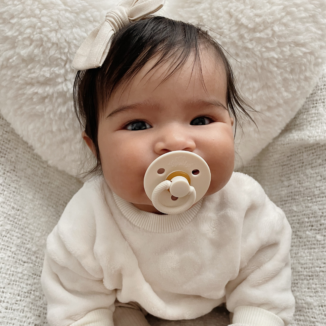 Itzy Ritzy - Natural Rubber Paci Sets