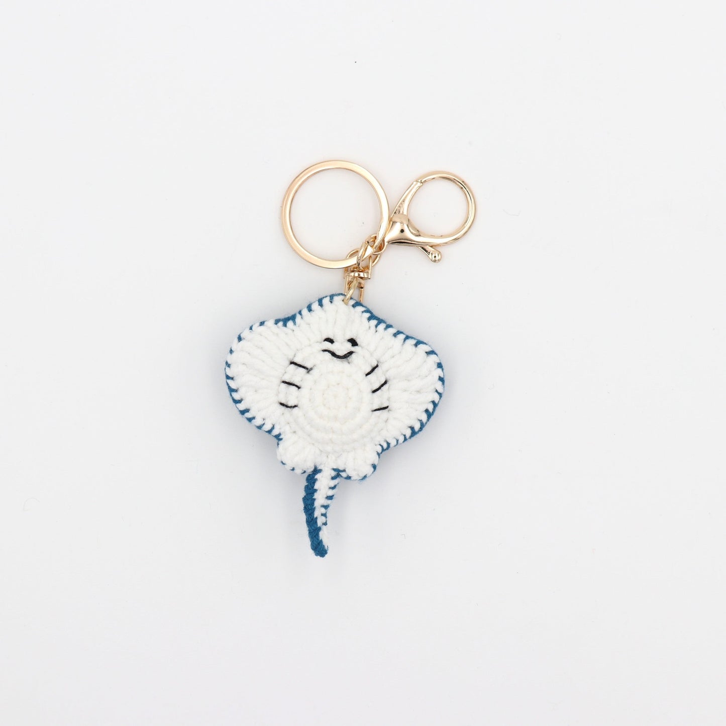 Handmade Crochet Stingray Keychain – Cute Ocean Animal Bag Charm