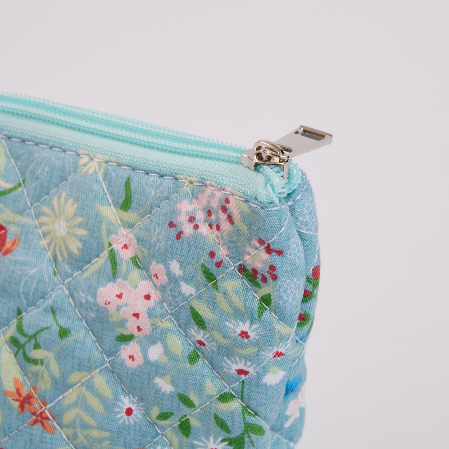 Wildflower Floral Quilted Makeup Bag - Small Pouch Travel Toiletry Organizer