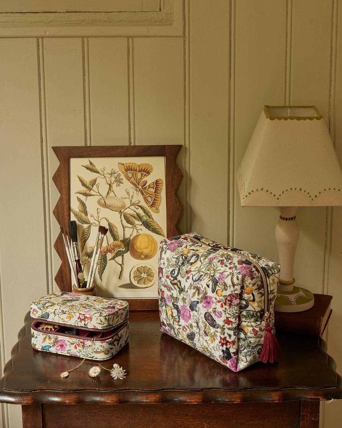 Fable England - FABLE Floral Engravings Large Velvet Cosmetic Bag
