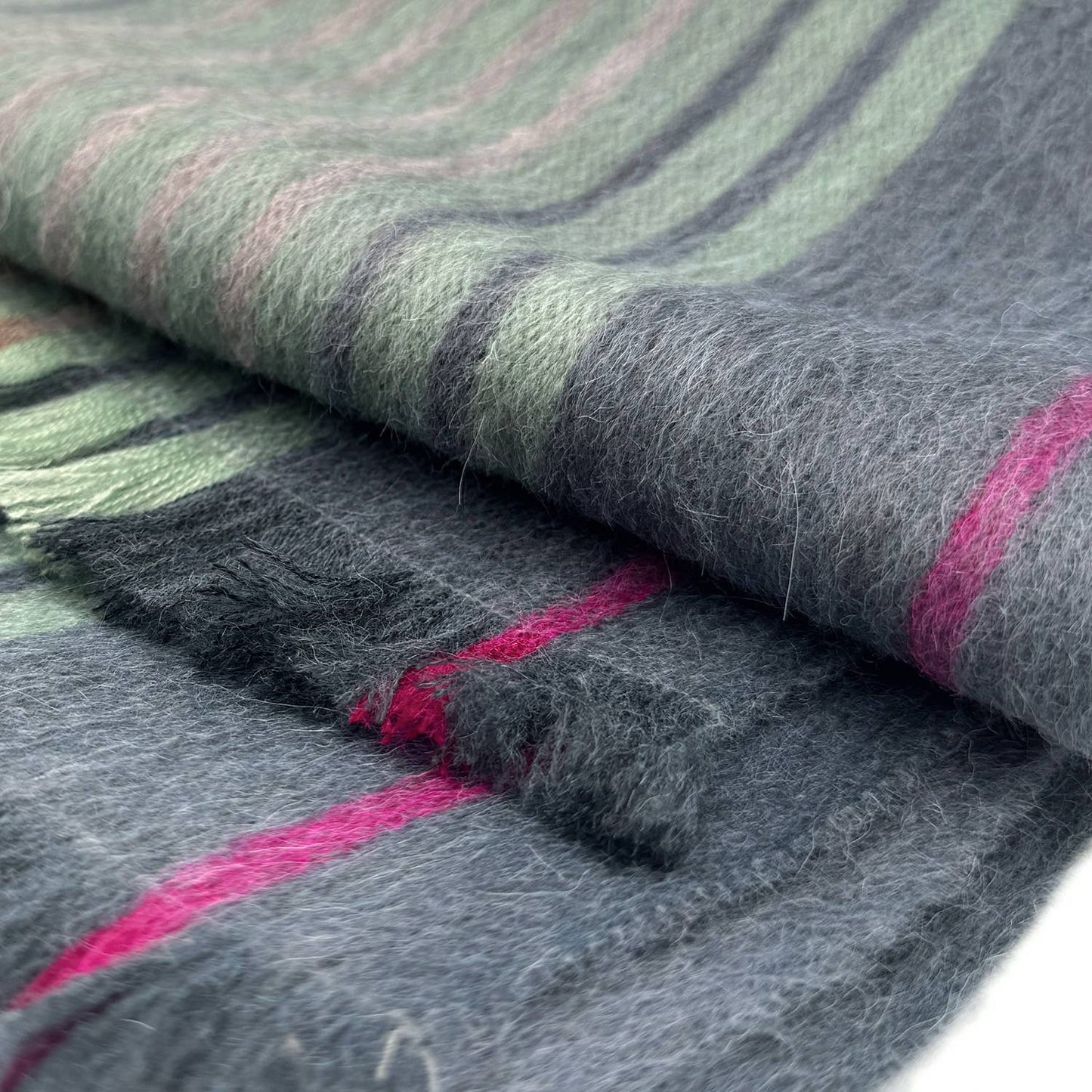 Shupaca Alpaca - Alpaca Scarf - Wild Wasabi