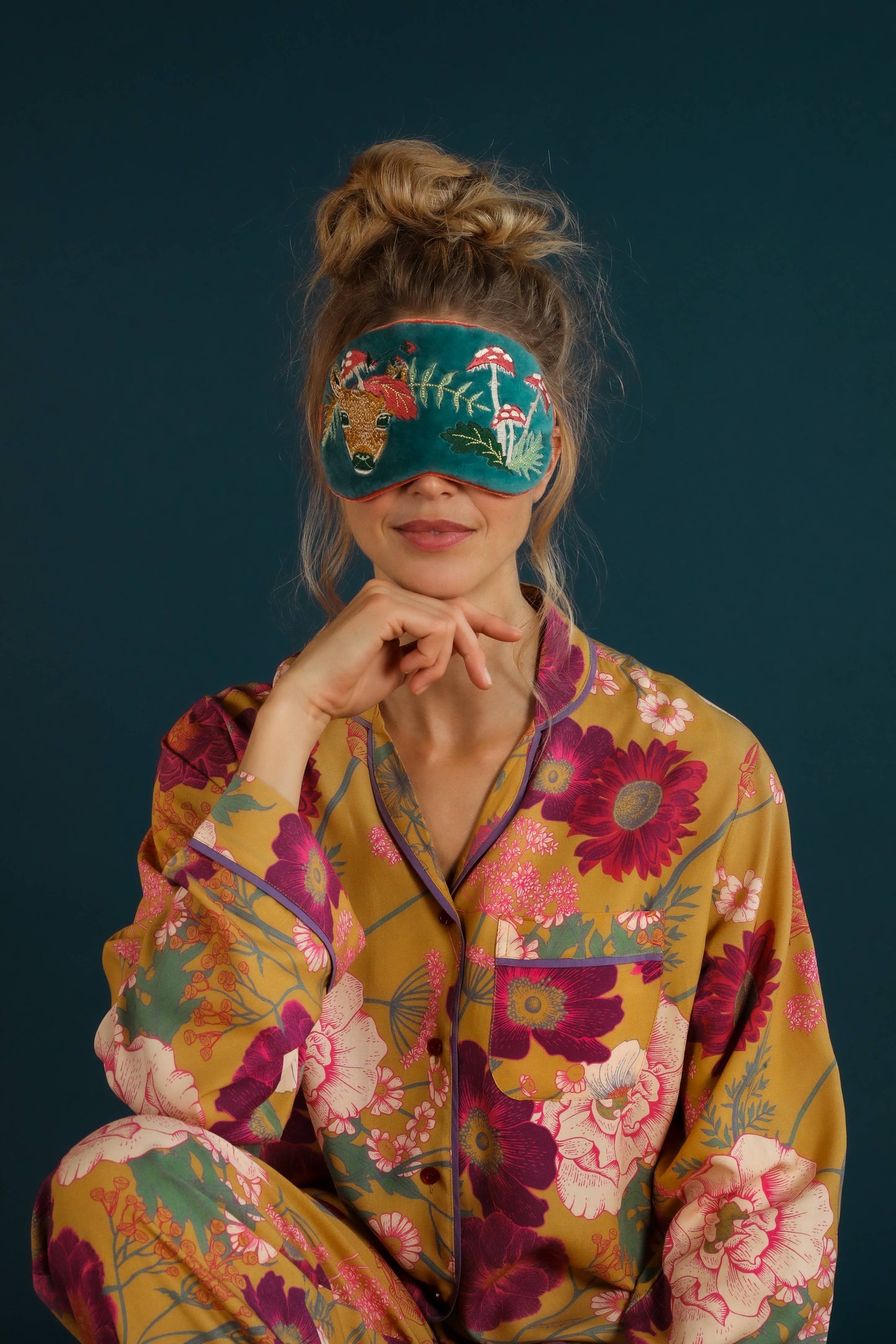 Powder Design inc - Lavender Velvet Eyemask Doe With Toadstools