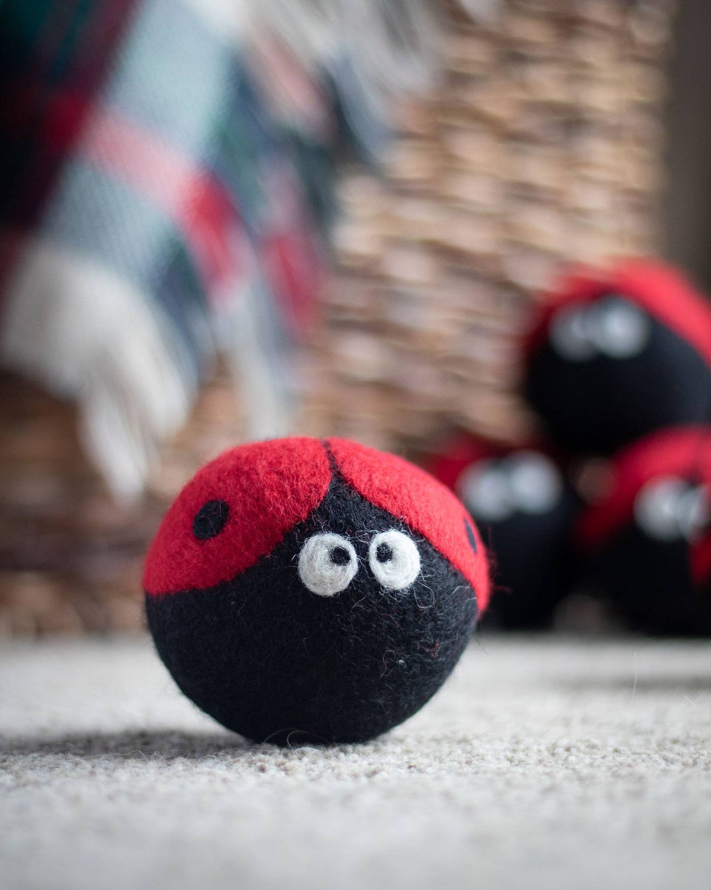 Friendsheep - Laundrybugs Eco Dryer Balls (LADYBUG)