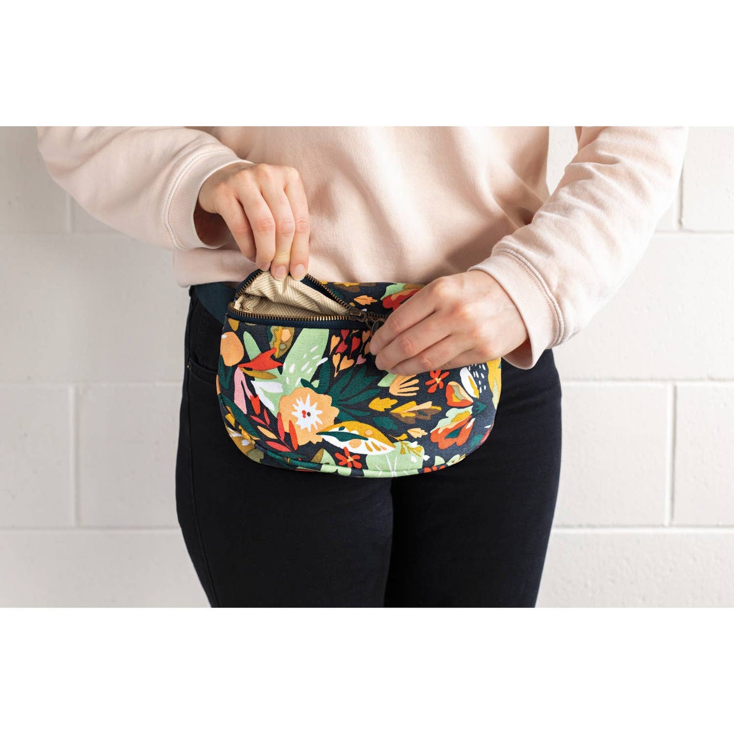 Danica Studio - Danica Studio Superbloom Cotton Hip Bag Adjustable Strap