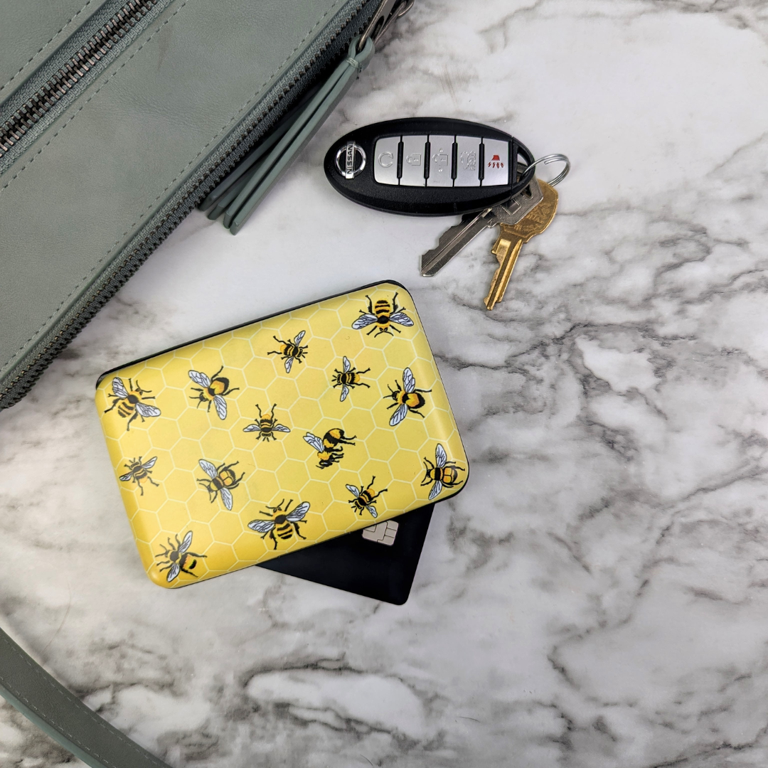 Monarque - Mary Lake Thompson Bees - Armored Wallet