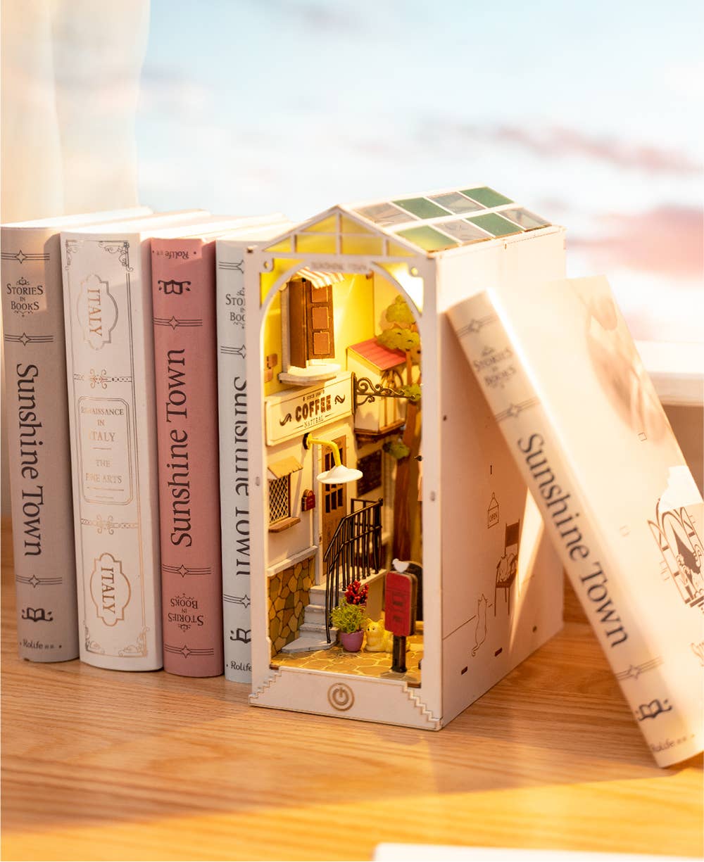 Robotime - TGB02 Rolife Sunshine Town DIY Book Nook Shelf Insert Kit