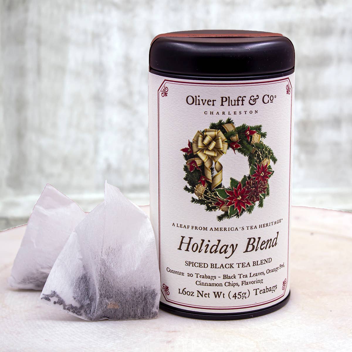 Oliver Pluff & Company - Oliver Pluff's Holiday Blend - Tea Bags in Signature Tea Tin