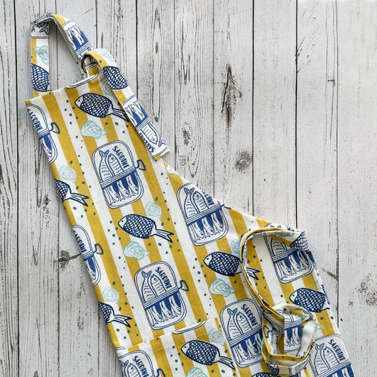 Mahogany - Salty Sardine Apron