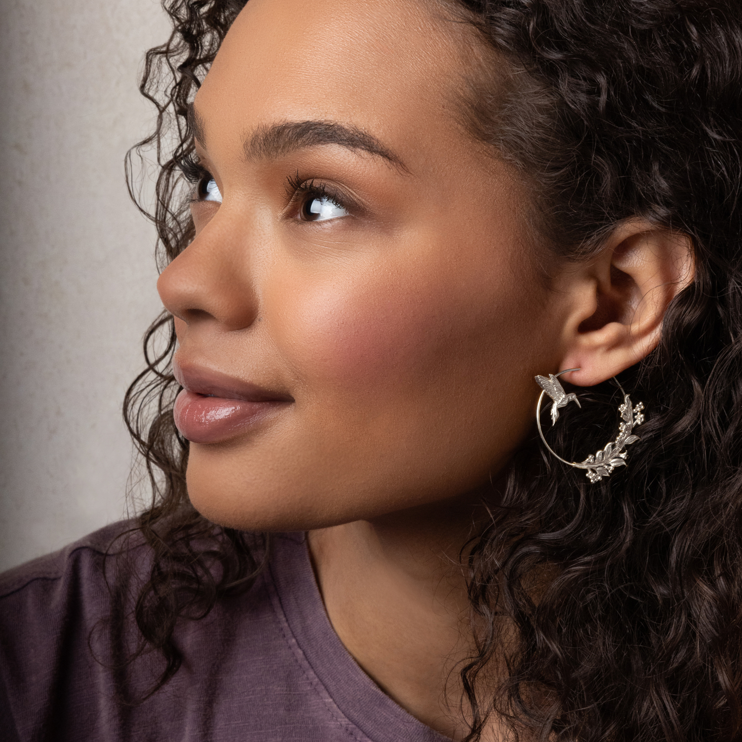 Scout Curated Wears - Refined Icon Earring - Hummingbird Hoop/Silver