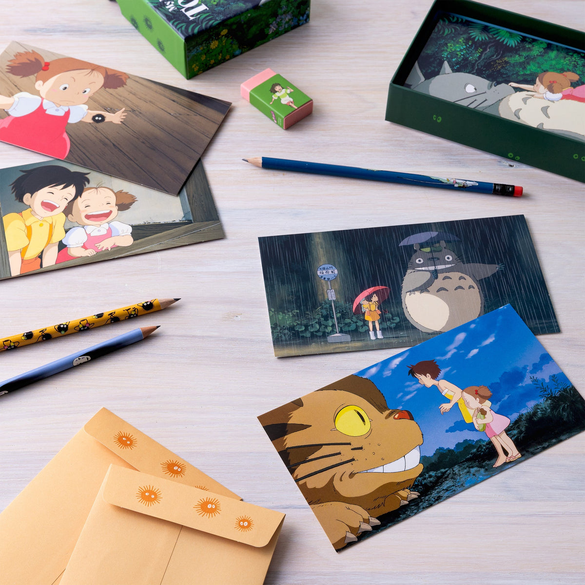 Chronicle Books - My Neighbor Totoro Notecards