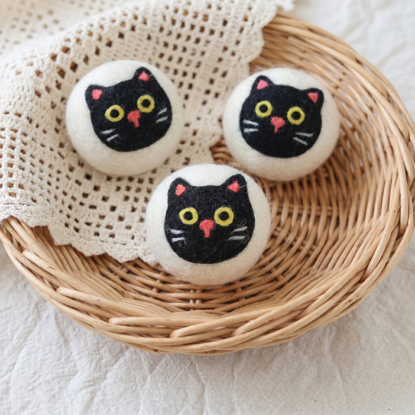 Black Cat Eco Wool Dryer Balls – Set of 3