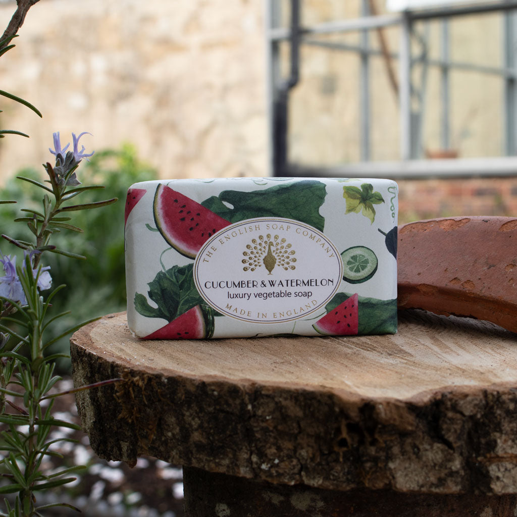 The English Soap Company Heritage Cucumber and Watermelon 190g soap