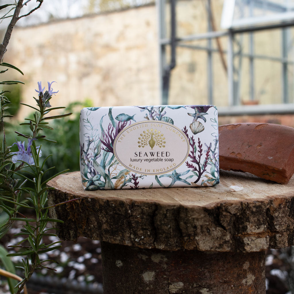 The English Soap Company Heritage Seaweed 190g soap