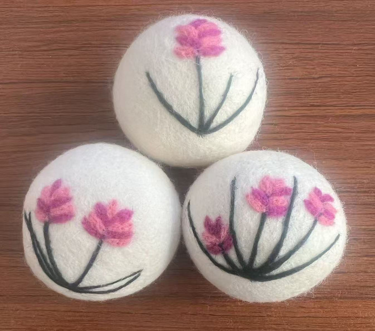 Embroidered wool dryer ball - Pink Flower Set of 3