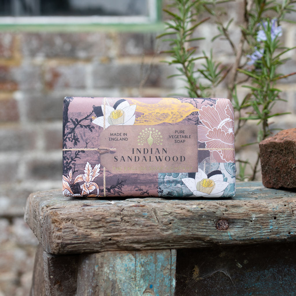 The English Soap Company Anniversary Indian Sandalwood 190g soap
