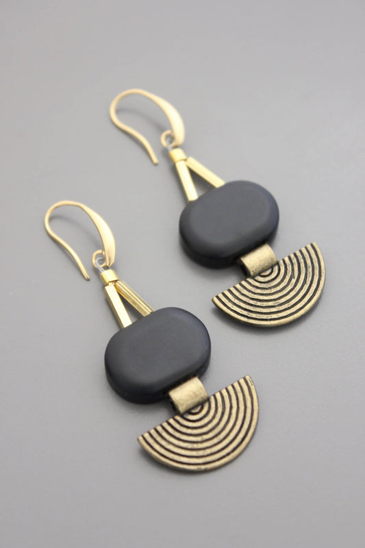 David Aubrey Jewelry - XINE12 Black agate geometric earrings
