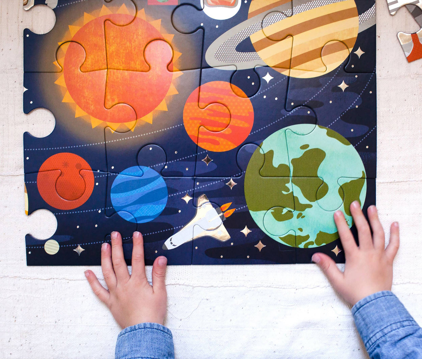 Chronicle Books - Outer Space 24-Piece Floor Puzzle